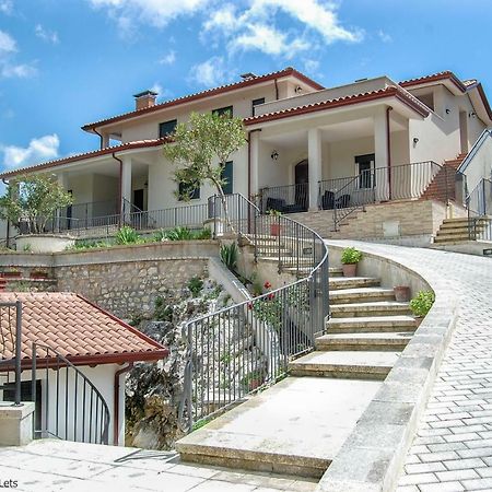 Casa Elisabetta Shortlets Apartment Caposele Екстериор снимка