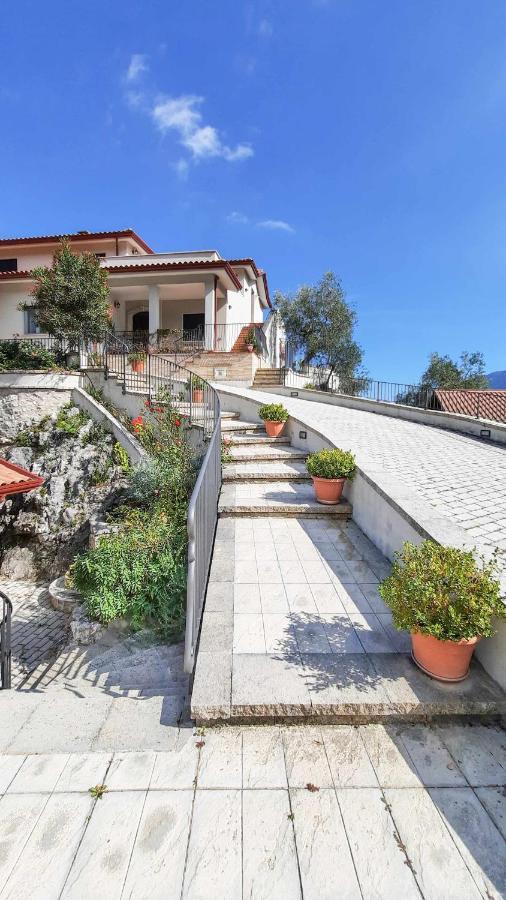 Casa Elisabetta Shortlets Apartment Caposele Екстериор снимка