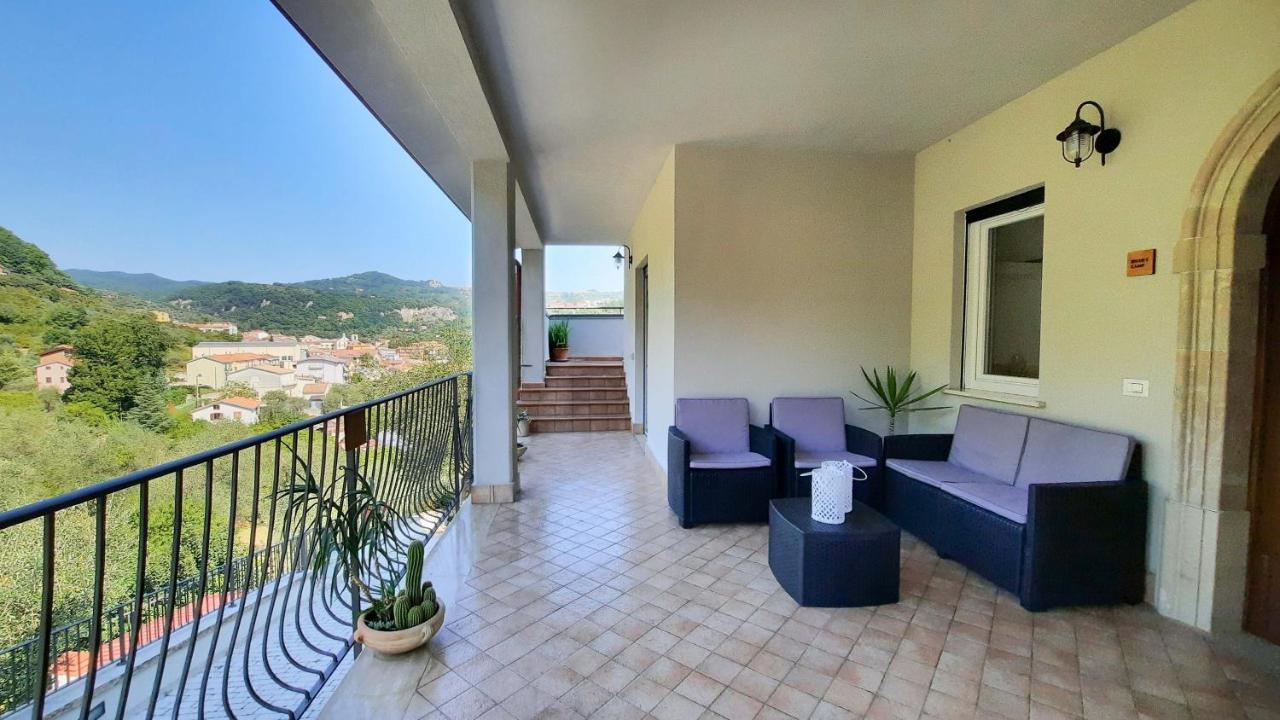 Casa Elisabetta Shortlets Apartment Caposele Екстериор снимка